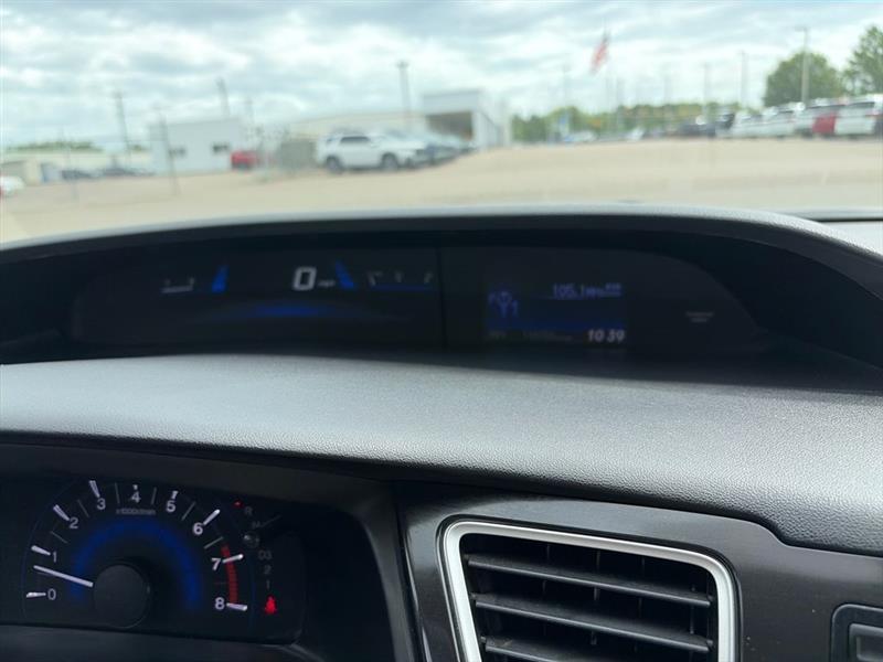 Honda Civic LX Sedan 5-Speed AT 2013