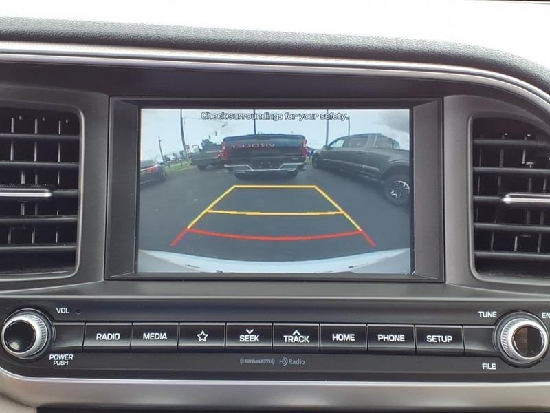 Hyundai Elantra Limited 2019