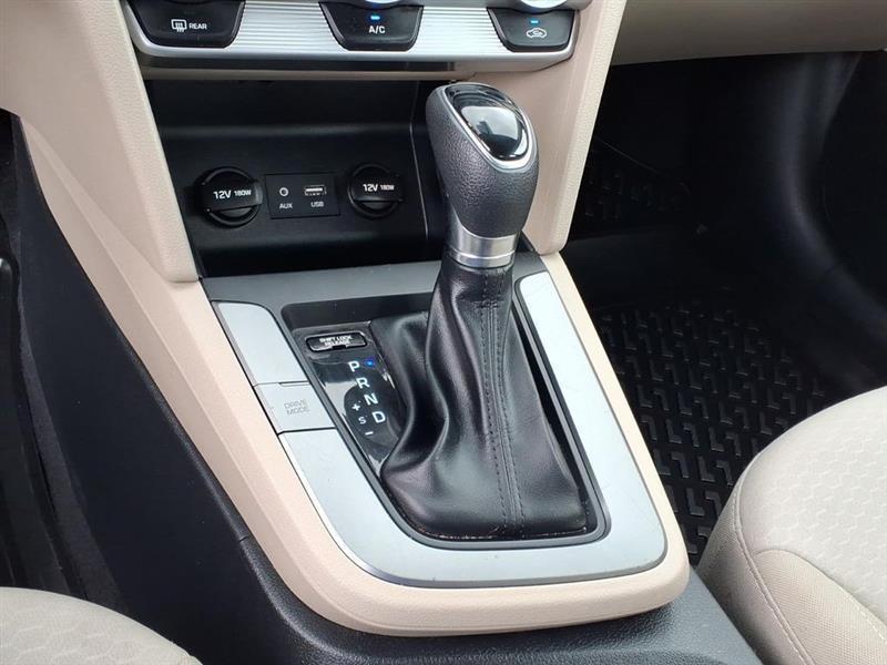 Hyundai Elantra Limited 2019