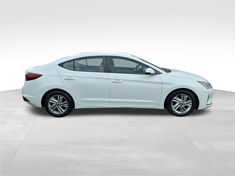 Hyundai Elantra Limited 2019