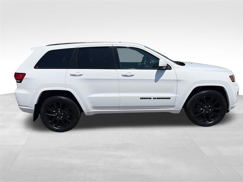 Jeep Grand Cherokee Laredo 2WD 2020