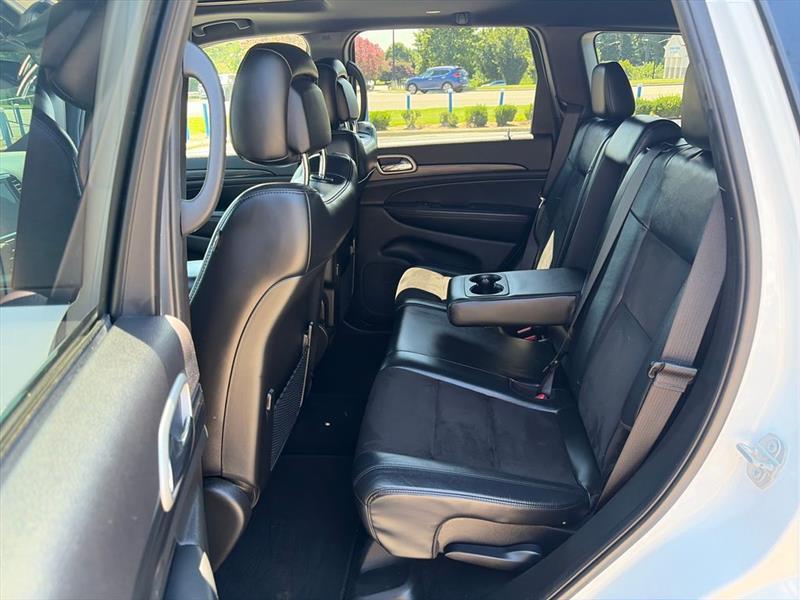 Jeep Grand Cherokee Laredo 2WD 2020