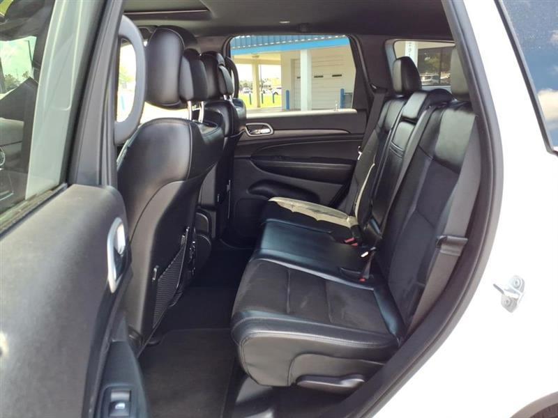 Jeep Grand Cherokee Laredo 2WD 2020