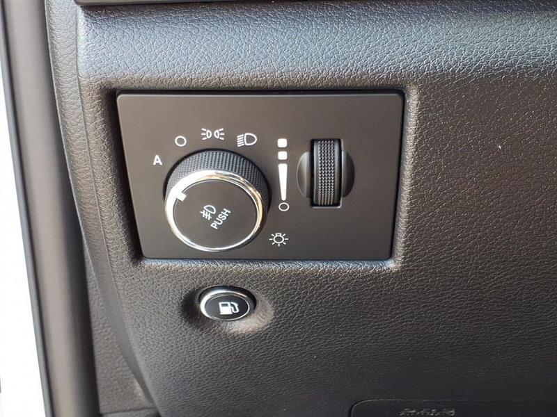 Jeep Grand Cherokee Laredo 2WD 2020