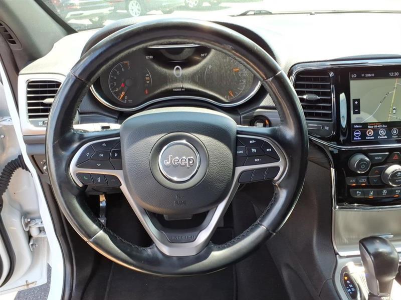 Jeep Grand Cherokee Laredo 2WD 2020