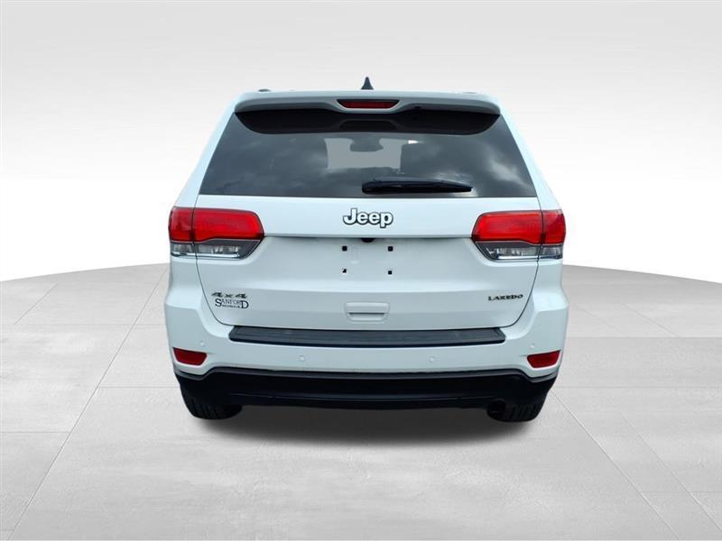 Jeep Grand Cherokee Laredo 4WD 2018