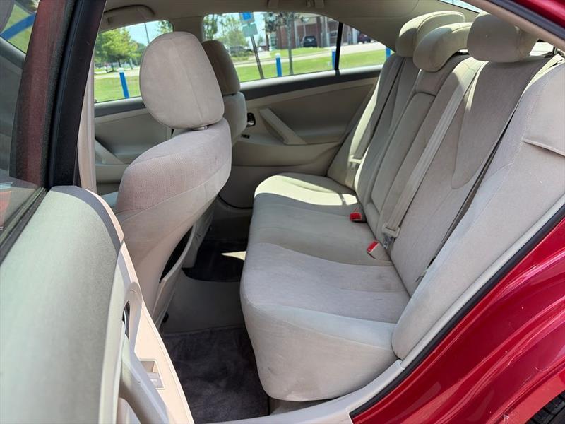 Toyota Camry Hybrid Sedan 2010