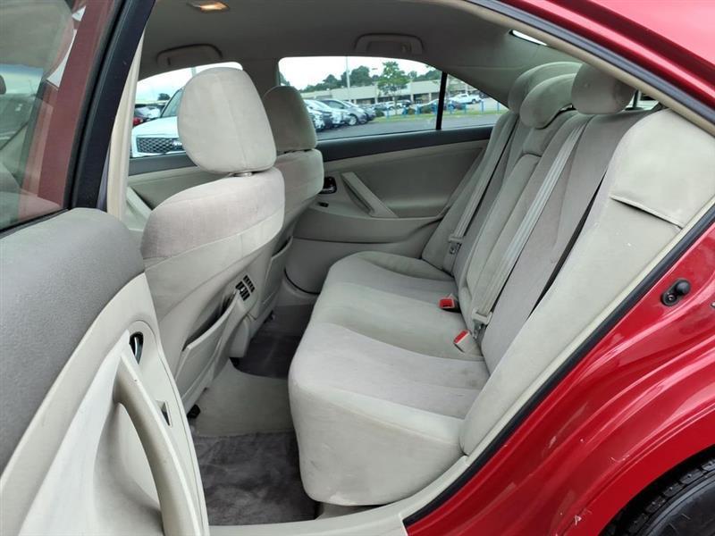 Toyota Camry Hybrid Sedan 2010