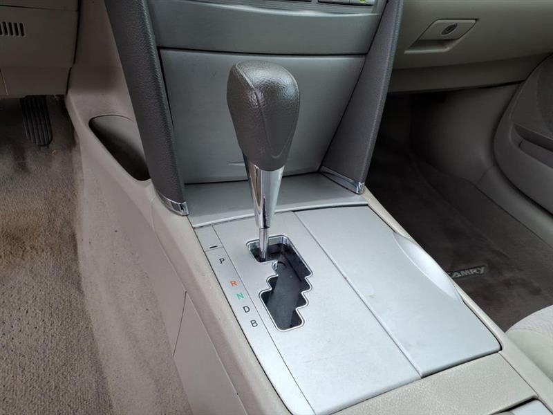 Toyota Camry Hybrid Sedan 2010