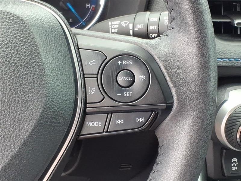 Toyota RAV4 Hybrid XSE 2025