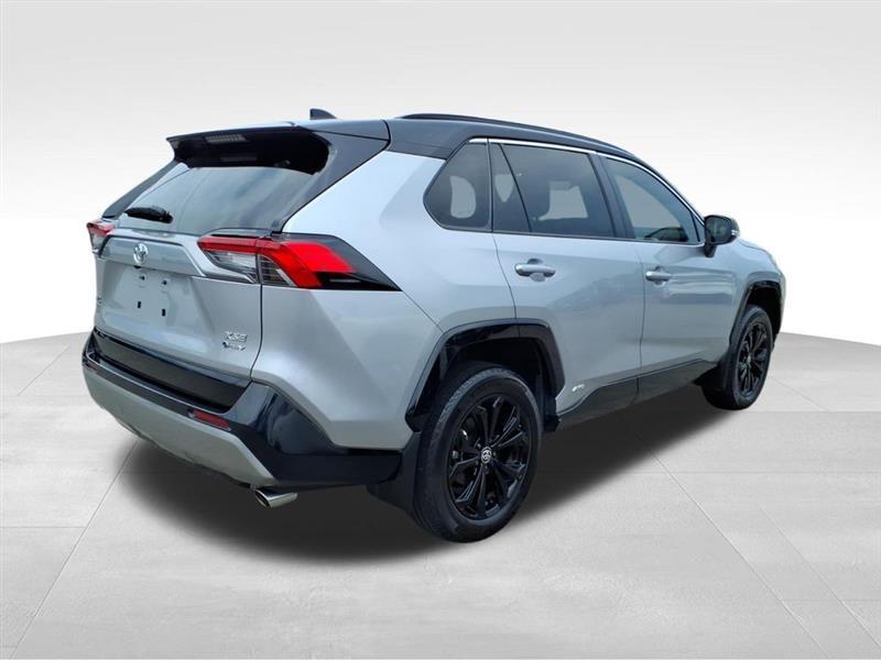 Toyota RAV4 Hybrid XSE 2025