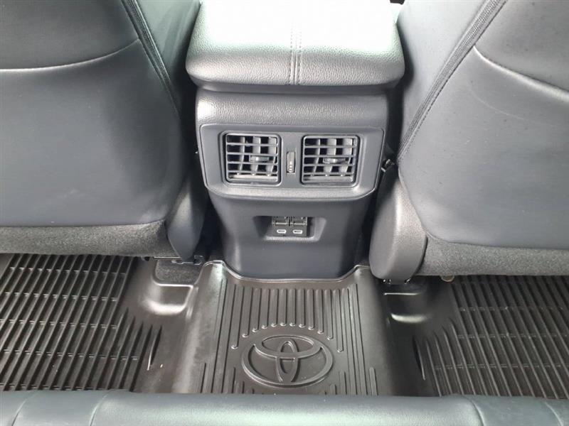 Toyota RAV4 Hybrid XSE 2025