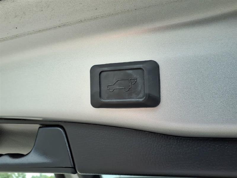 Toyota RAV4 Hybrid XSE 2025