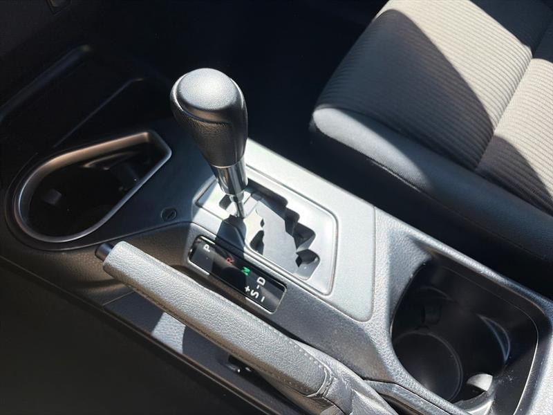 Toyota RAV4 LE FWD 2018