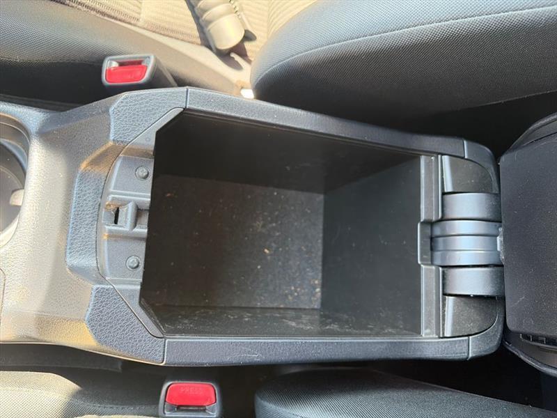 Toyota RAV4 LE FWD 2018