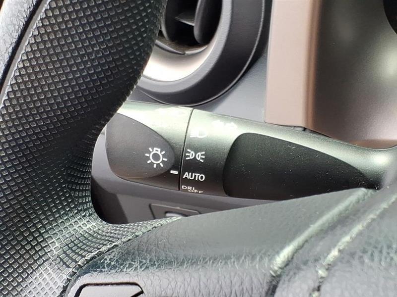 Toyota RAV4 LE FWD 2018