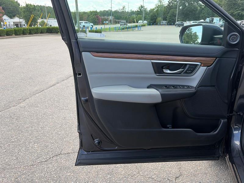 Honda CR-V Touring 2WD 2019