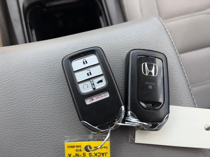 Honda CR-V Touring 2WD 2019