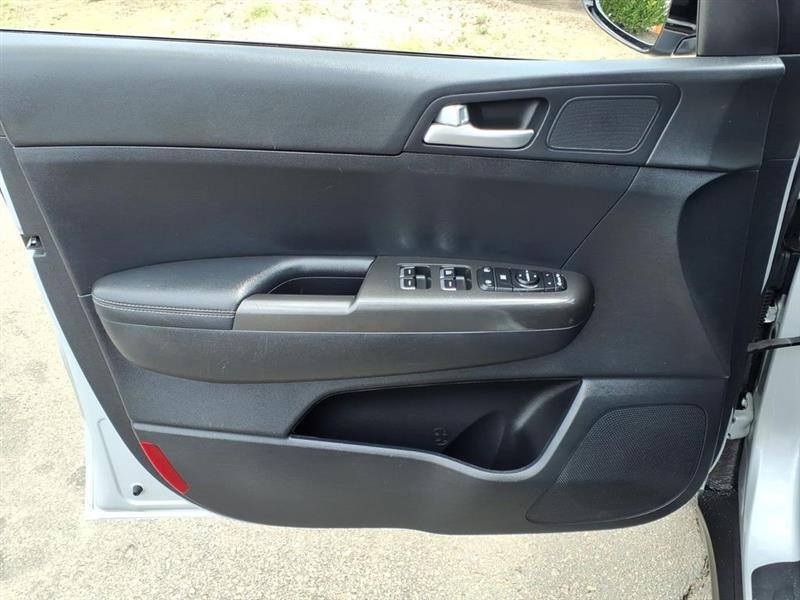 Kia Sportage LX FWD 2021