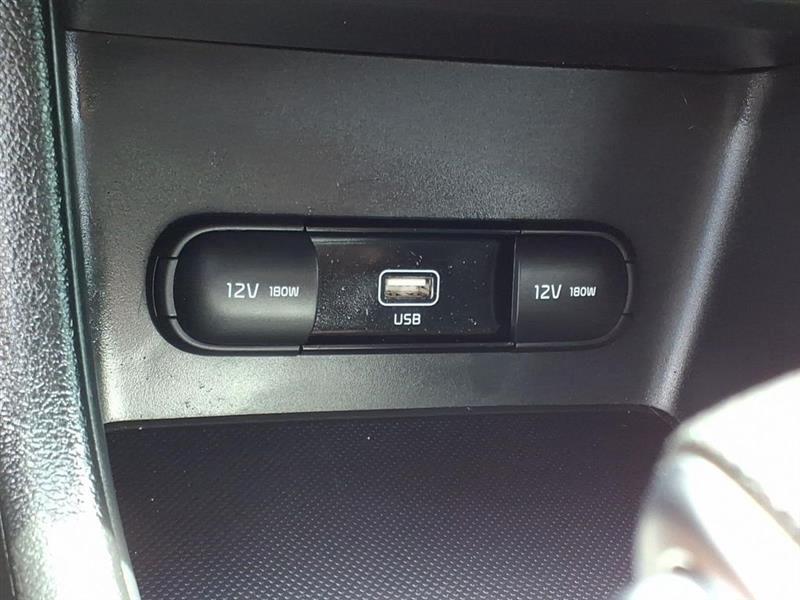 Kia Sportage LX FWD 2021