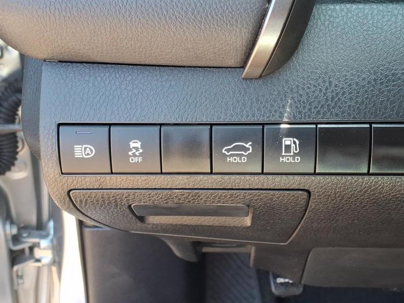 Toyota Camry LE 2023