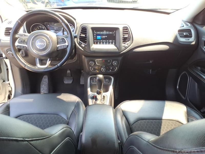 Jeep Compass Latitude FWD 2020