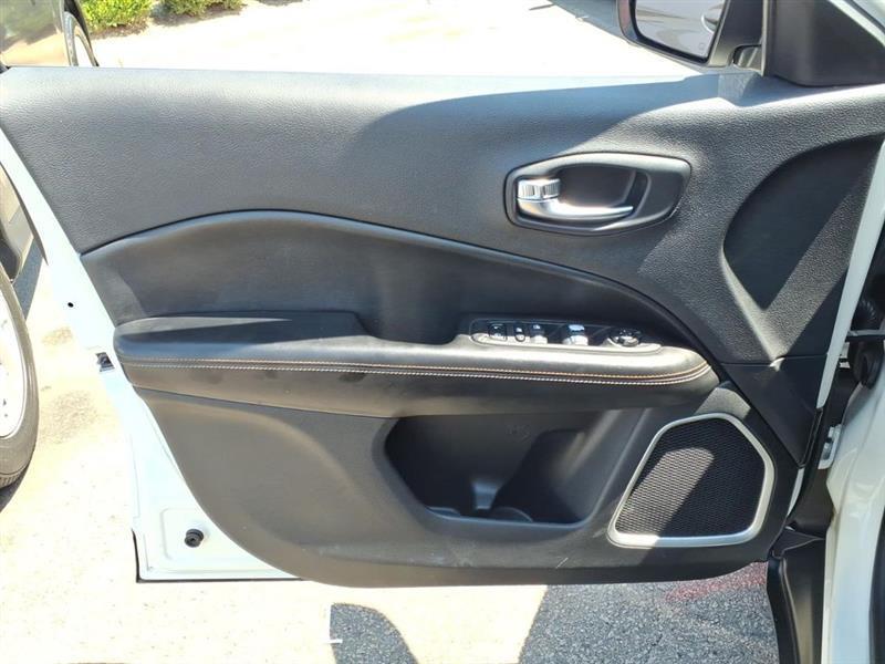 Jeep Compass Latitude FWD 2020