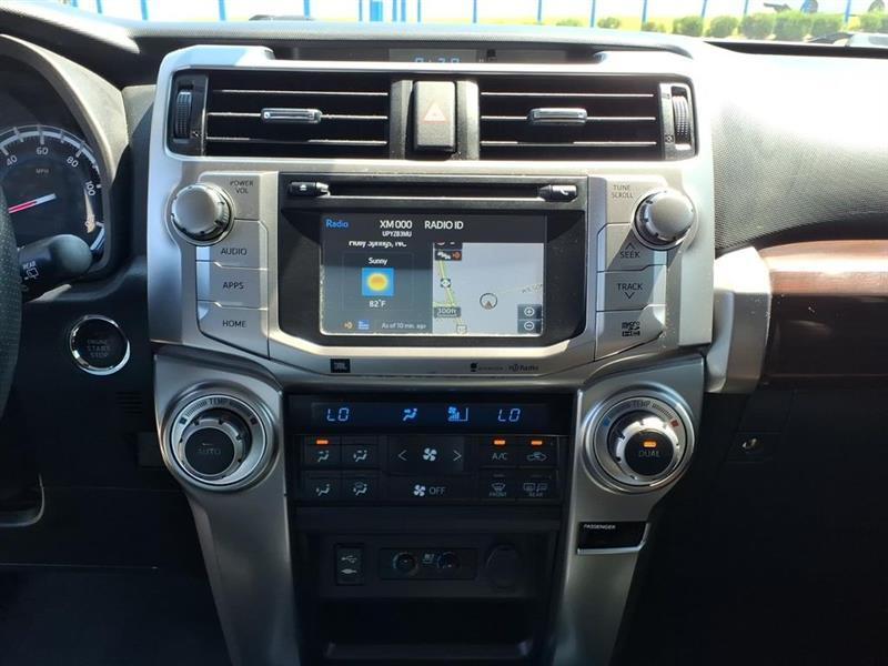 Toyota 4Runner Limited 2WD V6 2015