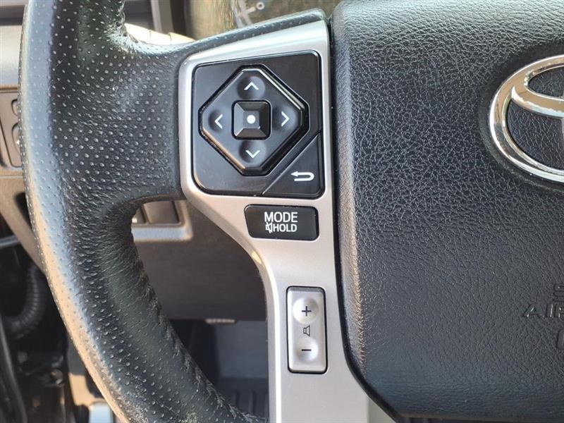 Toyota 4Runner Limited 2WD V6 2015