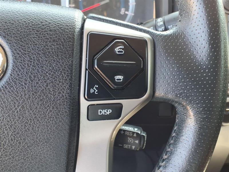 Toyota 4Runner Limited 2WD V6 2015