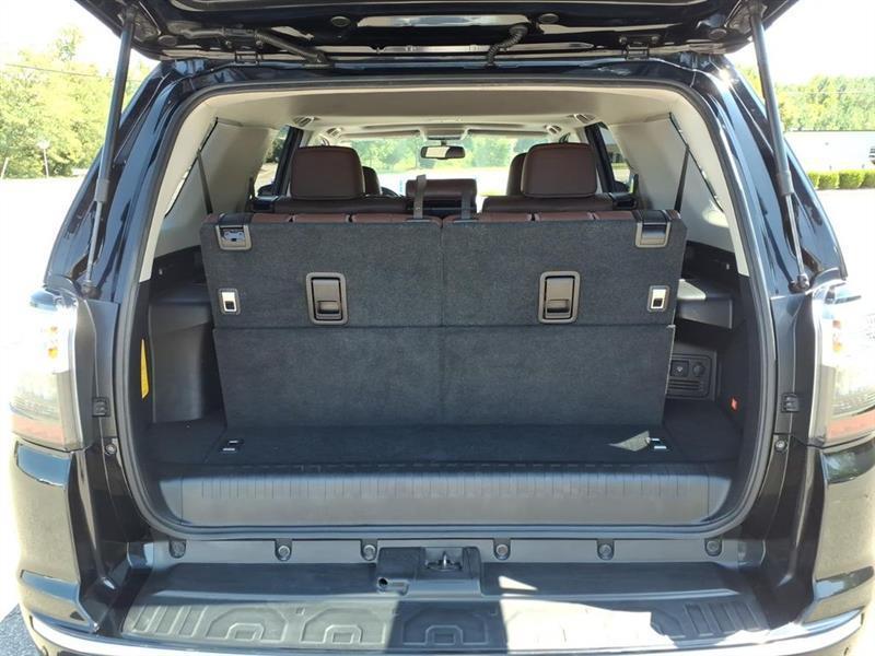 Toyota 4Runner Limited 2WD V6 2015