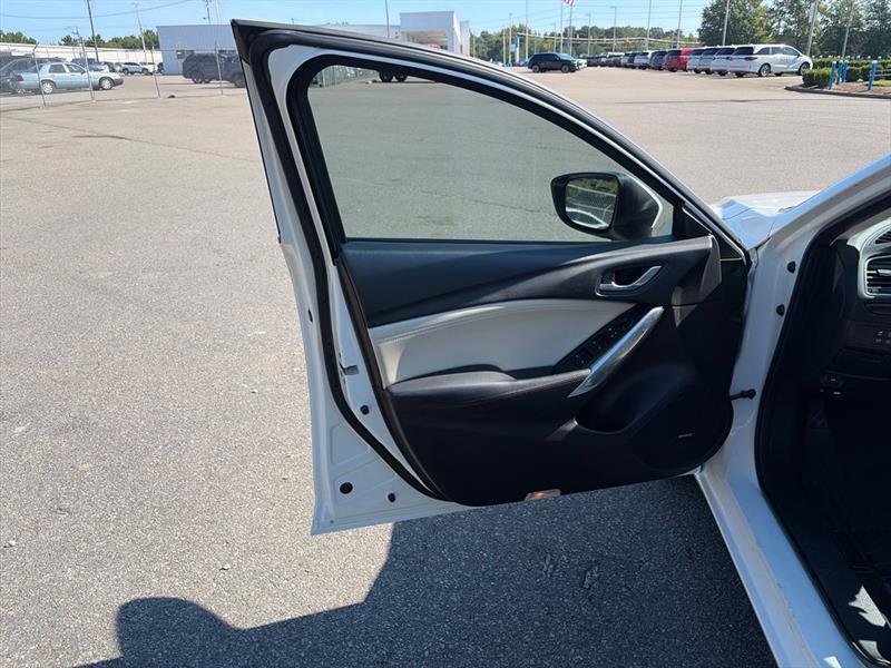 Mazda MAZDA6 i Grand Touring 2015