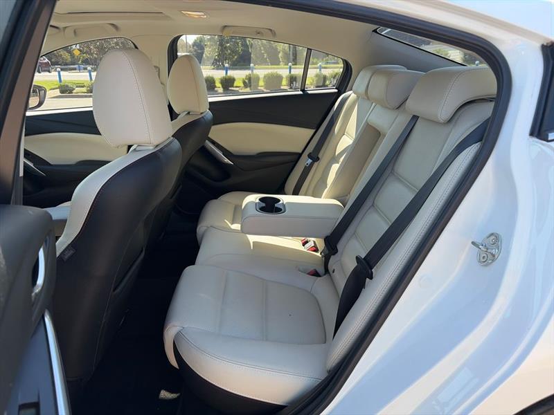 Mazda MAZDA6 i Grand Touring 2015