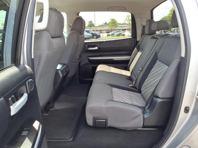 Toyota Tundra SR5 5.7L V8 CrewMax 4WD 2020