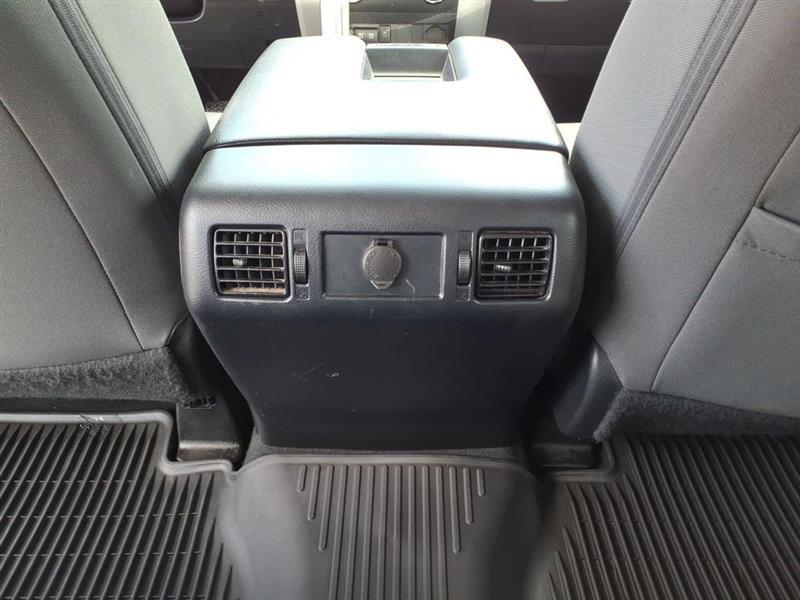 Toyota Tundra SR5 5.7L V8 CrewMax 4WD 2020