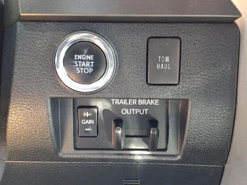 Toyota Tundra SR5 5.7L V8 CrewMax 4WD 2020