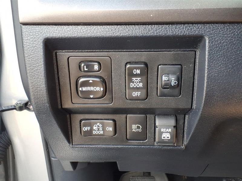 Toyota Tundra SR5 5.7L V8 CrewMax 4WD 2020