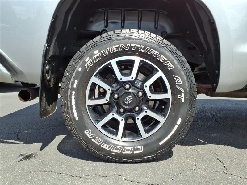 Toyota Tundra SR5 5.7L V8 CrewMax 4WD 2020