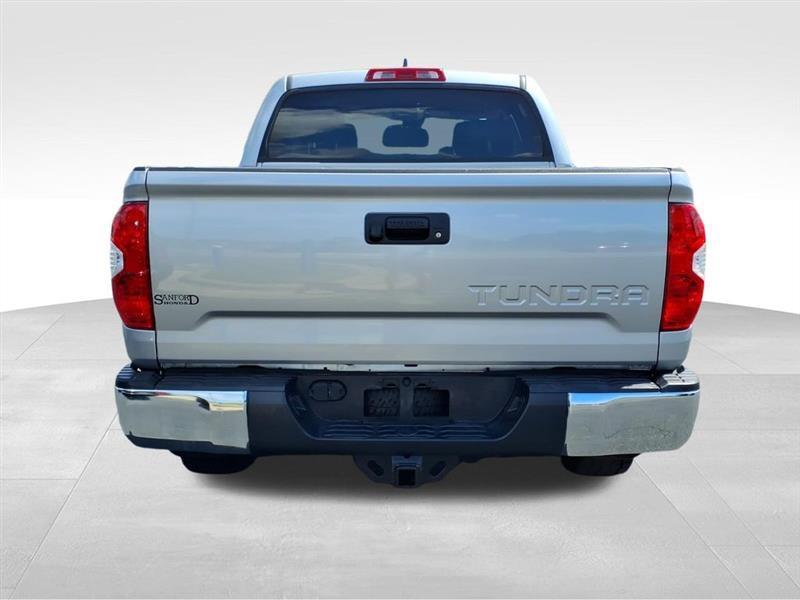 Toyota Tundra SR5 5.7L V8 CrewMax 4WD 2020