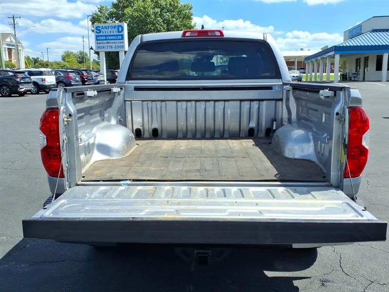 Toyota Tundra SR5 5.7L V8 CrewMax 4WD 2020