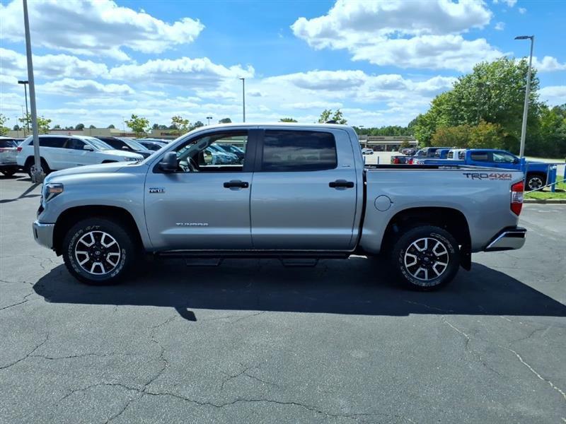 Toyota Tundra SR5 5.7L V8 CrewMax 4WD 2020