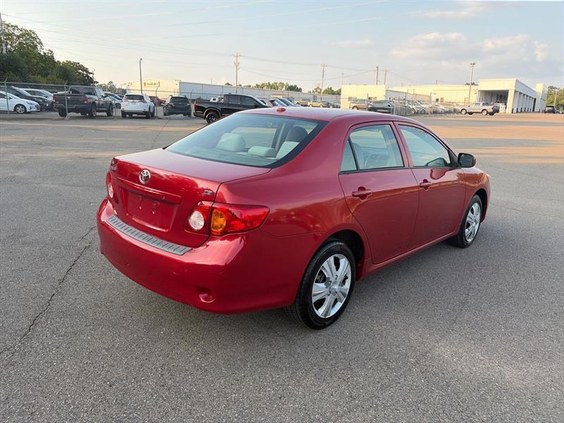 Toyota Corolla LE 4-Speed AT 2010