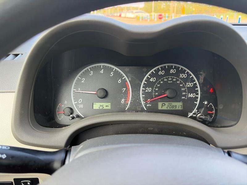 Toyota Corolla LE 4-Speed AT 2010