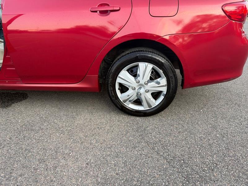 Toyota Corolla LE 4-Speed AT 2010