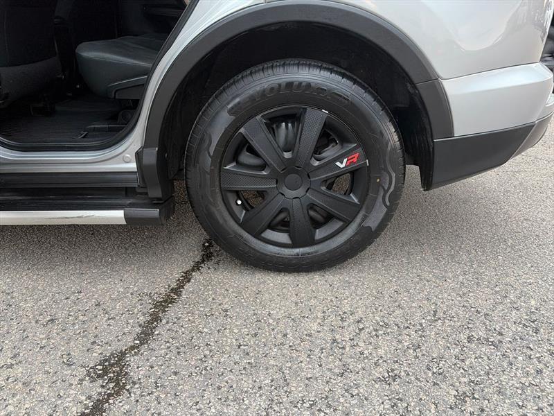 Toyota RAV4 LE AWD 2018
