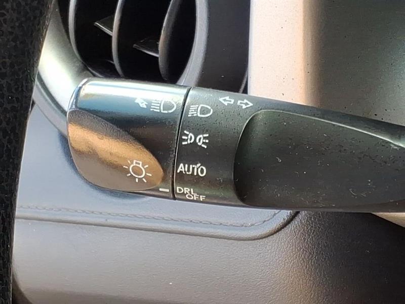 Toyota RAV4 LE AWD 2018