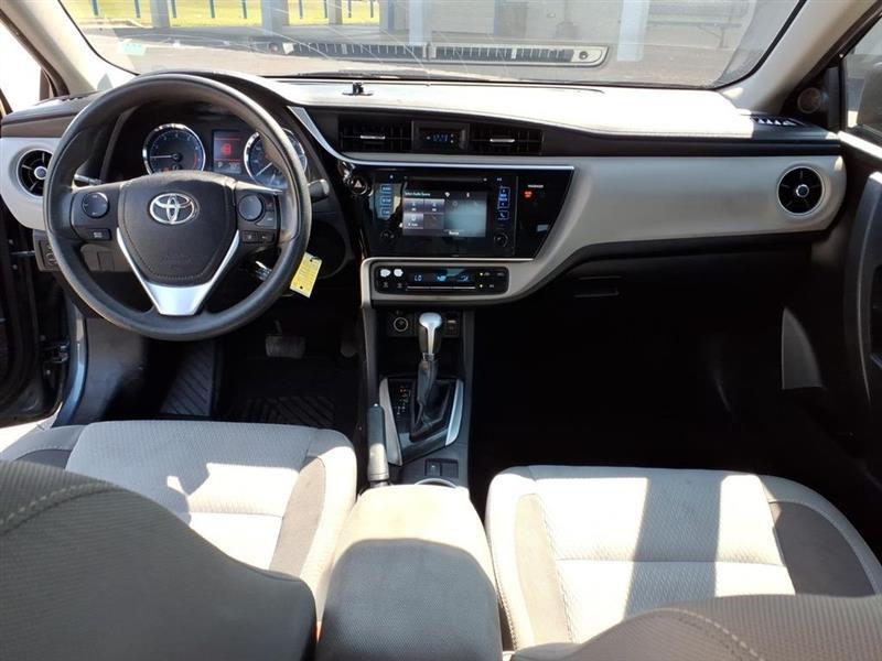 Toyota Corolla LE CVT 2017