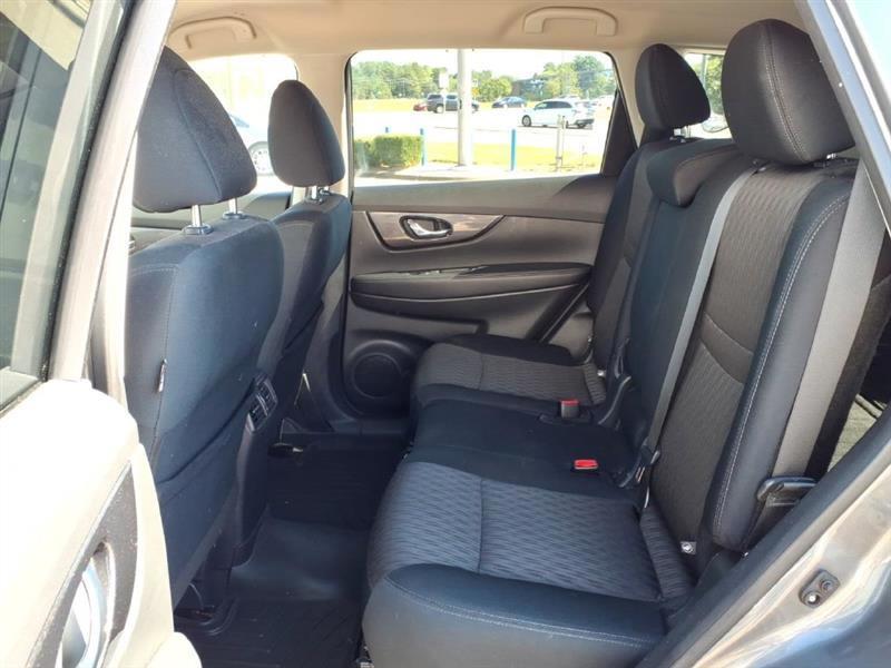 Nissan Rogue SV 2WD 2018