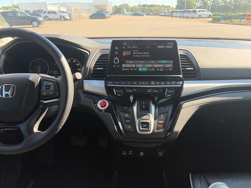 Honda Odyssey Touring 2026