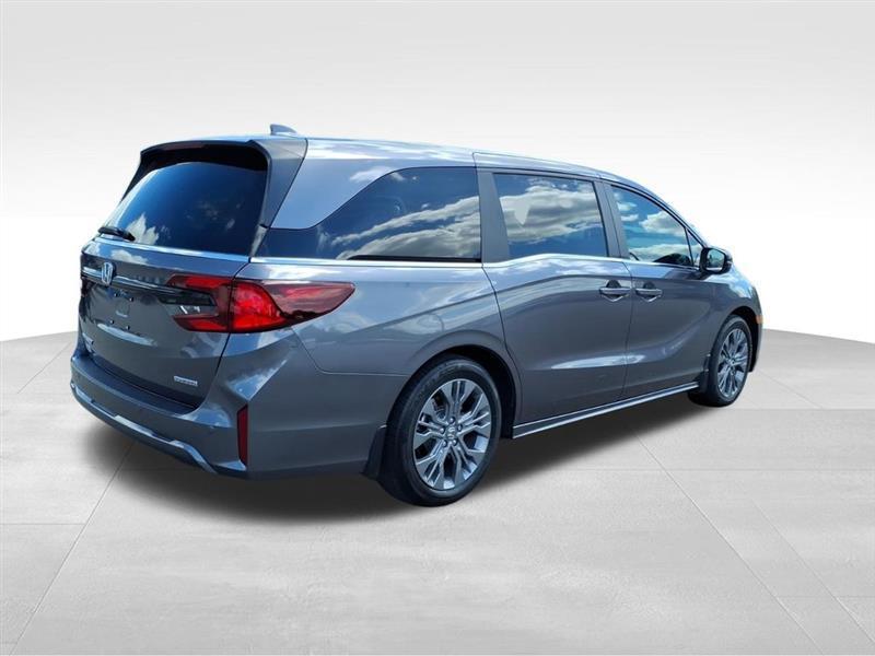 Honda Odyssey Touring 2026